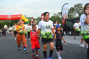 BIB: 107
                            <button type="button" onclick="openModal(3655506)" class="btn btn-primary btn-sm float-right btn-popup" data-toggle="modal" data-target=".modal-high-quality">
                        <i class="fas fa-shopping-cart"></i> Add to Cart
                    </button>
                                            <button type="button" onclick="isThisMe(3655506, true)" class="btn btn-success btn-sm float-right btn-popup btn-isme hidden" data-toggle="tooltip" data-placement="bottom" title="นี่คือรูปของคุณใช่ไหม คลิกที่นี่เพื่อเอาเข้าอัลบั้ม">
                        <i class="fas fa-plus"></i> Add to album
                    </button>
                    <button type="button" onclick="isThisMe(3655506, false)" class="btn btn-warning btn-sm float-right btn-popup btn-isnotme hidden">
                        <i class="fas fa-ban"></i> Remove from album
                    </button>