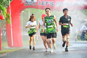 BIB: 2131
                            <button type="button" onclick="openModal(3732456)" class="btn btn-primary btn-sm float-right btn-popup" data-toggle="modal" data-target=".modal-high-quality">
                        <i class="fas fa-shopping-cart"></i> Add to Cart
                    </button>
                                            <button type="button" onclick="isThisMe(3732456, true)" class="btn btn-success btn-sm float-right btn-popup btn-isme hidden" data-toggle="tooltip" data-placement="bottom" title="นี่คือรูปของคุณใช่ไหม คลิกที่นี่เพื่อเอาเข้าอัลบั้ม">
                        <i class="fas fa-plus"></i> Add to album
                    </button>
                    <button type="button" onclick="isThisMe(3732456, false)" class="btn btn-warning btn-sm float-right btn-popup btn-isnotme hidden">
                        <i class="fas fa-ban"></i> Remove from album
                    </button>