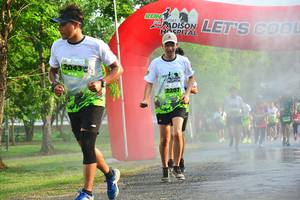 BIB: 2043, 2207
                            <button type="button" onclick="openModal(3751902)" class="btn btn-primary btn-sm float-right btn-popup" data-toggle="modal" data-target=".modal-high-quality">
                        <i class="fas fa-shopping-cart"></i> Add to Cart
                    </button>
                                            <button type="button" onclick="isThisMe(3751902, true)" class="btn btn-success btn-sm float-right btn-popup btn-isme hidden" data-toggle="tooltip" data-placement="bottom" title="นี่คือรูปของคุณใช่ไหม คลิกที่นี่เพื่อเอาเข้าอัลบั้ม">
                        <i class="fas fa-plus"></i> Add to album
                    </button>
                    <button type="button" onclick="isThisMe(3751902, false)" class="btn btn-warning btn-sm float-right btn-popup btn-isnotme hidden">
                        <i class="fas fa-ban"></i> Remove from album
                    </button>