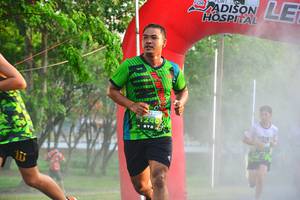 BIB: 1246
                            <button type="button" onclick="openModal(3696598)" class="btn btn-primary btn-sm float-right btn-popup" data-toggle="modal" data-target=".modal-high-quality">
                        <i class="fas fa-shopping-cart"></i> Add to Cart
                    </button>
                                            <button type="button" onclick="isThisMe(3696598, true)" class="btn btn-success btn-sm float-right btn-popup btn-isme hidden" data-toggle="tooltip" data-placement="bottom" title="นี่คือรูปของคุณใช่ไหม คลิกที่นี่เพื่อเอาเข้าอัลบั้ม">
                        <i class="fas fa-plus"></i> Add to album
                    </button>
                    <button type="button" onclick="isThisMe(3696598, false)" class="btn btn-warning btn-sm float-right btn-popup btn-isnotme hidden">
                        <i class="fas fa-ban"></i> Remove from album
                    </button>