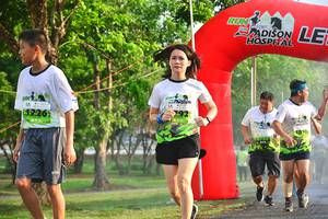 BIB: 1792
                            <button type="button" onclick="openModal(3767913)" class="btn btn-primary btn-sm float-right btn-popup" data-toggle="modal" data-target=".modal-high-quality">
                        <i class="fas fa-shopping-cart"></i> Add to Cart
                    </button>
                                            <button type="button" onclick="isThisMe(3767913, true)" class="btn btn-success btn-sm float-right btn-popup btn-isme hidden" data-toggle="tooltip" data-placement="bottom" title="นี่คือรูปของคุณใช่ไหม คลิกที่นี่เพื่อเอาเข้าอัลบั้ม">
                        <i class="fas fa-plus"></i> Add to album
                    </button>
                    <button type="button" onclick="isThisMe(3767913, false)" class="btn btn-warning btn-sm float-right btn-popup btn-isnotme hidden">
                        <i class="fas fa-ban"></i> Remove from album
                    </button>