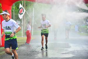 BIB: 260, 1997
                            <button type="button" onclick="openModal(3665565)" class="btn btn-primary btn-sm float-right btn-popup" data-toggle="modal" data-target=".modal-high-quality">
                        <i class="fas fa-shopping-cart"></i> Add to Cart
                    </button>
                                            <button type="button" onclick="isThisMe(3665565, true)" class="btn btn-success btn-sm float-right btn-popup btn-isme hidden" data-toggle="tooltip" data-placement="bottom" title="นี่คือรูปของคุณใช่ไหม คลิกที่นี่เพื่อเอาเข้าอัลบั้ม">
                        <i class="fas fa-plus"></i> Add to album
                    </button>
                    <button type="button" onclick="isThisMe(3665565, false)" class="btn btn-warning btn-sm float-right btn-popup btn-isnotme hidden">
                        <i class="fas fa-ban"></i> Remove from album
                    </button>