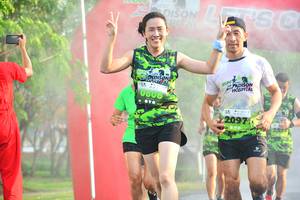 BIB: 606, 2097
                            <button type="button" onclick="openModal(3730402)" class="btn btn-primary btn-sm float-right btn-popup" data-toggle="modal" data-target=".modal-high-quality">
                        <i class="fas fa-shopping-cart"></i> Add to Cart
                    </button>
                                            <button type="button" onclick="isThisMe(3730402, true)" class="btn btn-success btn-sm float-right btn-popup btn-isme hidden" data-toggle="tooltip" data-placement="bottom" title="นี่คือรูปของคุณใช่ไหม คลิกที่นี่เพื่อเอาเข้าอัลบั้ม">
                        <i class="fas fa-plus"></i> Add to album
                    </button>
                    <button type="button" onclick="isThisMe(3730402, false)" class="btn btn-warning btn-sm float-right btn-popup btn-isnotme hidden">
                        <i class="fas fa-ban"></i> Remove from album
                    </button>