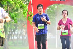 BIB: 1370, 2553
                            <button type="button" onclick="openModal(3728892)" class="btn btn-primary btn-sm float-right btn-popup" data-toggle="modal" data-target=".modal-high-quality">
                        <i class="fas fa-shopping-cart"></i> Add to Cart
                    </button>
                                            <button type="button" onclick="isThisMe(3728892, true)" class="btn btn-success btn-sm float-right btn-popup btn-isme hidden" data-toggle="tooltip" data-placement="bottom" title="นี่คือรูปของคุณใช่ไหม คลิกที่นี่เพื่อเอาเข้าอัลบั้ม">
                        <i class="fas fa-plus"></i> Add to album
                    </button>
                    <button type="button" onclick="isThisMe(3728892, false)" class="btn btn-warning btn-sm float-right btn-popup btn-isnotme hidden">
                        <i class="fas fa-ban"></i> Remove from album
                    </button>