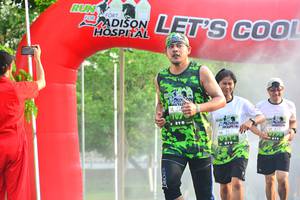 BIB: 1076
                            <button type="button" onclick="openModal(3729270)" class="btn btn-primary btn-sm float-right btn-popup" data-toggle="modal" data-target=".modal-high-quality">
                        <i class="fas fa-shopping-cart"></i> Add to Cart
                    </button>
                                            <button type="button" onclick="isThisMe(3729270, true)" class="btn btn-success btn-sm float-right btn-popup btn-isme hidden" data-toggle="tooltip" data-placement="bottom" title="นี่คือรูปของคุณใช่ไหม คลิกที่นี่เพื่อเอาเข้าอัลบั้ม">
                        <i class="fas fa-plus"></i> Add to album
                    </button>
                    <button type="button" onclick="isThisMe(3729270, false)" class="btn btn-warning btn-sm float-right btn-popup btn-isnotme hidden">
                        <i class="fas fa-ban"></i> Remove from album
                    </button>