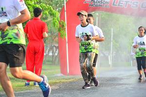 BIB: 51
                            <button type="button" onclick="openModal(3730474)" class="btn btn-primary btn-sm float-right btn-popup" data-toggle="modal" data-target=".modal-high-quality">
                        <i class="fas fa-shopping-cart"></i> Add to Cart
                    </button>
                                            <button type="button" onclick="isThisMe(3730474, true)" class="btn btn-success btn-sm float-right btn-popup btn-isme hidden" data-toggle="tooltip" data-placement="bottom" title="นี่คือรูปของคุณใช่ไหม คลิกที่นี่เพื่อเอาเข้าอัลบั้ม">
                        <i class="fas fa-plus"></i> Add to album
                    </button>
                    <button type="button" onclick="isThisMe(3730474, false)" class="btn btn-warning btn-sm float-right btn-popup btn-isnotme hidden">
                        <i class="fas fa-ban"></i> Remove from album
                    </button>