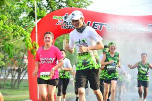 BIB: 176
                            <button type="button" onclick="openModal(3754313)" class="btn btn-primary btn-sm float-right btn-popup" data-toggle="modal" data-target=".modal-high-quality">
                        <i class="fas fa-shopping-cart"></i> Add to Cart
                    </button>
                                            <button type="button" onclick="isThisMe(3754313, true)" class="btn btn-success btn-sm float-right btn-popup btn-isme hidden" data-toggle="tooltip" data-placement="bottom" title="นี่คือรูปของคุณใช่ไหม คลิกที่นี่เพื่อเอาเข้าอัลบั้ม">
                        <i class="fas fa-plus"></i> Add to album
                    </button>
                    <button type="button" onclick="isThisMe(3754313, false)" class="btn btn-warning btn-sm float-right btn-popup btn-isnotme hidden">
                        <i class="fas fa-ban"></i> Remove from album
                    </button>