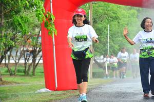 BIB: 738
                            <button type="button" onclick="openModal(3722779)" class="btn btn-primary btn-sm float-right btn-popup" data-toggle="modal" data-target=".modal-high-quality">
                        <i class="fas fa-shopping-cart"></i> Add to Cart
                    </button>
                                            <button type="button" onclick="isThisMe(3722779, true)" class="btn btn-success btn-sm float-right btn-popup btn-isme hidden" data-toggle="tooltip" data-placement="bottom" title="นี่คือรูปของคุณใช่ไหม คลิกที่นี่เพื่อเอาเข้าอัลบั้ม">
                        <i class="fas fa-plus"></i> Add to album
                    </button>
                    <button type="button" onclick="isThisMe(3722779, false)" class="btn btn-warning btn-sm float-right btn-popup btn-isnotme hidden">
                        <i class="fas fa-ban"></i> Remove from album
                    </button>