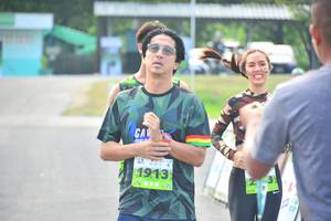 BIB: 1913
                            <button type="button" onclick="openModal(3732301)" class="btn btn-primary btn-sm float-right btn-popup" data-toggle="modal" data-target=".modal-high-quality">
                        <i class="fas fa-shopping-cart"></i> Add to Cart
                    </button>
                                            <button type="button" onclick="isThisMe(3732301, true)" class="btn btn-success btn-sm float-right btn-popup btn-isme hidden" data-toggle="tooltip" data-placement="bottom" title="นี่คือรูปของคุณใช่ไหม คลิกที่นี่เพื่อเอาเข้าอัลบั้ม">
                        <i class="fas fa-plus"></i> Add to album
                    </button>
                    <button type="button" onclick="isThisMe(3732301, false)" class="btn btn-warning btn-sm float-right btn-popup btn-isnotme hidden">
                        <i class="fas fa-ban"></i> Remove from album
                    </button>