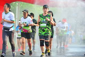 BIB: 996, 1485
                            <button type="button" onclick="openModal(3732812)" class="btn btn-primary btn-sm float-right btn-popup" data-toggle="modal" data-target=".modal-high-quality">
                        <i class="fas fa-shopping-cart"></i> Add to Cart
                    </button>
                                            <button type="button" onclick="isThisMe(3732812, true)" class="btn btn-success btn-sm float-right btn-popup btn-isme hidden" data-toggle="tooltip" data-placement="bottom" title="นี่คือรูปของคุณใช่ไหม คลิกที่นี่เพื่อเอาเข้าอัลบั้ม">
                        <i class="fas fa-plus"></i> Add to album
                    </button>
                    <button type="button" onclick="isThisMe(3732812, false)" class="btn btn-warning btn-sm float-right btn-popup btn-isnotme hidden">
                        <i class="fas fa-ban"></i> Remove from album
                    </button>