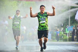 BIB: 2782
                            <button type="button" onclick="openModal(3729901)" class="btn btn-primary btn-sm float-right btn-popup" data-toggle="modal" data-target=".modal-high-quality">
                        <i class="fas fa-shopping-cart"></i> Add to Cart
                    </button>
                                            <button type="button" onclick="isThisMe(3729901, true)" class="btn btn-success btn-sm float-right btn-popup btn-isme hidden" data-toggle="tooltip" data-placement="bottom" title="นี่คือรูปของคุณใช่ไหม คลิกที่นี่เพื่อเอาเข้าอัลบั้ม">
                        <i class="fas fa-plus"></i> Add to album
                    </button>
                    <button type="button" onclick="isThisMe(3729901, false)" class="btn btn-warning btn-sm float-right btn-popup btn-isnotme hidden">
                        <i class="fas fa-ban"></i> Remove from album
                    </button>