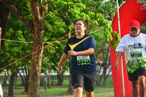 BIB: 1147
                            <button type="button" onclick="openModal(3748589)" class="btn btn-primary btn-sm float-right btn-popup" data-toggle="modal" data-target=".modal-high-quality">
                        <i class="fas fa-shopping-cart"></i> Add to Cart
                    </button>
                                            <button type="button" onclick="isThisMe(3748589, true)" class="btn btn-success btn-sm float-right btn-popup btn-isme hidden" data-toggle="tooltip" data-placement="bottom" title="นี่คือรูปของคุณใช่ไหม คลิกที่นี่เพื่อเอาเข้าอัลบั้ม">
                        <i class="fas fa-plus"></i> Add to album
                    </button>
                    <button type="button" onclick="isThisMe(3748589, false)" class="btn btn-warning btn-sm float-right btn-popup btn-isnotme hidden">
                        <i class="fas fa-ban"></i> Remove from album
                    </button>