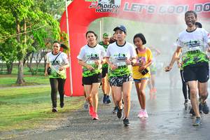 BIB: 1816
                            <button type="button" onclick="openModal(3760275)" class="btn btn-primary btn-sm float-right btn-popup" data-toggle="modal" data-target=".modal-high-quality">
                        <i class="fas fa-shopping-cart"></i> Add to Cart
                    </button>
                                            <button type="button" onclick="isThisMe(3760275, true)" class="btn btn-success btn-sm float-right btn-popup btn-isme hidden" data-toggle="tooltip" data-placement="bottom" title="นี่คือรูปของคุณใช่ไหม คลิกที่นี่เพื่อเอาเข้าอัลบั้ม">
                        <i class="fas fa-plus"></i> Add to album
                    </button>
                    <button type="button" onclick="isThisMe(3760275, false)" class="btn btn-warning btn-sm float-right btn-popup btn-isnotme hidden">
                        <i class="fas fa-ban"></i> Remove from album
                    </button>