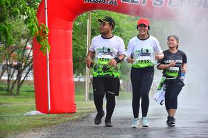 BIB: 1716, 115
                            <button type="button" onclick="openModal(3722815)" class="btn btn-primary btn-sm float-right btn-popup" data-toggle="modal" data-target=".modal-high-quality">
                        <i class="fas fa-shopping-cart"></i> Add to Cart
                    </button>
                                            <button type="button" onclick="isThisMe(3722815, true)" class="btn btn-success btn-sm float-right btn-popup btn-isme hidden" data-toggle="tooltip" data-placement="bottom" title="นี่คือรูปของคุณใช่ไหม คลิกที่นี่เพื่อเอาเข้าอัลบั้ม">
                        <i class="fas fa-plus"></i> Add to album
                    </button>
                    <button type="button" onclick="isThisMe(3722815, false)" class="btn btn-warning btn-sm float-right btn-popup btn-isnotme hidden">
                        <i class="fas fa-ban"></i> Remove from album
                    </button>