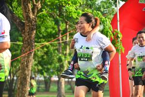 BIB: 132
                            <button type="button" onclick="openModal(3771288)" class="btn btn-primary btn-sm float-right btn-popup" data-toggle="modal" data-target=".modal-high-quality">
                        <i class="fas fa-shopping-cart"></i> Add to Cart
                    </button>
                                            <button type="button" onclick="isThisMe(3771288, true)" class="btn btn-success btn-sm float-right btn-popup btn-isme hidden" data-toggle="tooltip" data-placement="bottom" title="นี่คือรูปของคุณใช่ไหม คลิกที่นี่เพื่อเอาเข้าอัลบั้ม">
                        <i class="fas fa-plus"></i> Add to album
                    </button>
                    <button type="button" onclick="isThisMe(3771288, false)" class="btn btn-warning btn-sm float-right btn-popup btn-isnotme hidden">
                        <i class="fas fa-ban"></i> Remove from album
                    </button>