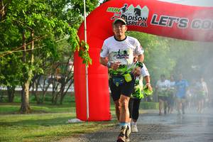 BIB: 1886
                            <button type="button" onclick="openModal(3770066)" class="btn btn-primary btn-sm float-right btn-popup" data-toggle="modal" data-target=".modal-high-quality">
                        <i class="fas fa-shopping-cart"></i> Add to Cart
                    </button>
                                            <button type="button" onclick="isThisMe(3770066, true)" class="btn btn-success btn-sm float-right btn-popup btn-isme hidden" data-toggle="tooltip" data-placement="bottom" title="นี่คือรูปของคุณใช่ไหม คลิกที่นี่เพื่อเอาเข้าอัลบั้ม">
                        <i class="fas fa-plus"></i> Add to album
                    </button>
                    <button type="button" onclick="isThisMe(3770066, false)" class="btn btn-warning btn-sm float-right btn-popup btn-isnotme hidden">
                        <i class="fas fa-ban"></i> Remove from album
                    </button>