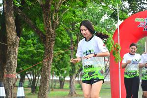 BIB: 1804
                            <button type="button" onclick="openModal(3722786)" class="btn btn-primary btn-sm float-right btn-popup" data-toggle="modal" data-target=".modal-high-quality">
                        <i class="fas fa-shopping-cart"></i> Add to Cart
                    </button>
                                            <button type="button" onclick="isThisMe(3722786, true)" class="btn btn-success btn-sm float-right btn-popup btn-isme hidden" data-toggle="tooltip" data-placement="bottom" title="นี่คือรูปของคุณใช่ไหม คลิกที่นี่เพื่อเอาเข้าอัลบั้ม">
                        <i class="fas fa-plus"></i> Add to album
                    </button>
                    <button type="button" onclick="isThisMe(3722786, false)" class="btn btn-warning btn-sm float-right btn-popup btn-isnotme hidden">
                        <i class="fas fa-ban"></i> Remove from album
                    </button>