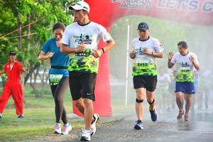 BIB: 2115, 2139
                            <button type="button" onclick="openModal(3717938)" class="btn btn-primary btn-sm float-right btn-popup" data-toggle="modal" data-target=".modal-high-quality">
                        <i class="fas fa-shopping-cart"></i> Add to Cart
                    </button>
                                            <button type="button" onclick="isThisMe(3717938, true)" class="btn btn-success btn-sm float-right btn-popup btn-isme hidden" data-toggle="tooltip" data-placement="bottom" title="นี่คือรูปของคุณใช่ไหม คลิกที่นี่เพื่อเอาเข้าอัลบั้ม">
                        <i class="fas fa-plus"></i> Add to album
                    </button>
                    <button type="button" onclick="isThisMe(3717938, false)" class="btn btn-warning btn-sm float-right btn-popup btn-isnotme hidden">
                        <i class="fas fa-ban"></i> Remove from album
                    </button>