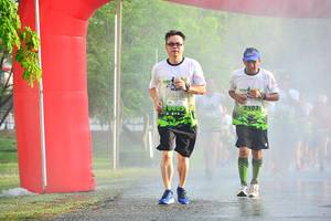 BIB: 443, 2103
                            <button type="button" onclick="openModal(3766883)" class="btn btn-primary btn-sm float-right btn-popup" data-toggle="modal" data-target=".modal-high-quality">
                        <i class="fas fa-shopping-cart"></i> Add to Cart
                    </button>
                                            <button type="button" onclick="isThisMe(3766883, true)" class="btn btn-success btn-sm float-right btn-popup btn-isme hidden" data-toggle="tooltip" data-placement="bottom" title="นี่คือรูปของคุณใช่ไหม คลิกที่นี่เพื่อเอาเข้าอัลบั้ม">
                        <i class="fas fa-plus"></i> Add to album
                    </button>
                    <button type="button" onclick="isThisMe(3766883, false)" class="btn btn-warning btn-sm float-right btn-popup btn-isnotme hidden">
                        <i class="fas fa-ban"></i> Remove from album
                    </button>