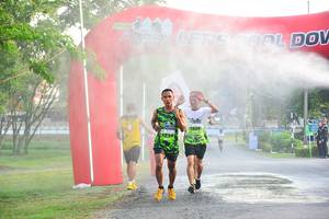 BIB: 1714, 1626
                            <button type="button" onclick="openModal(3658358)" class="btn btn-primary btn-sm float-right btn-popup" data-toggle="modal" data-target=".modal-high-quality">
                        <i class="fas fa-shopping-cart"></i> Add to Cart
                    </button>
                                            <button type="button" onclick="isThisMe(3658358, true)" class="btn btn-success btn-sm float-right btn-popup btn-isme hidden" data-toggle="tooltip" data-placement="bottom" title="นี่คือรูปของคุณใช่ไหม คลิกที่นี่เพื่อเอาเข้าอัลบั้ม">
                        <i class="fas fa-plus"></i> Add to album
                    </button>
                    <button type="button" onclick="isThisMe(3658358, false)" class="btn btn-warning btn-sm float-right btn-popup btn-isnotme hidden">
                        <i class="fas fa-ban"></i> Remove from album
                    </button>