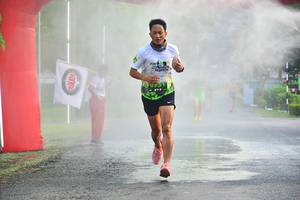 BIB: 951
                            <button type="button" onclick="openModal(3665884)" class="btn btn-primary btn-sm float-right btn-popup" data-toggle="modal" data-target=".modal-high-quality">
                        <i class="fas fa-shopping-cart"></i> Add to Cart
                    </button>
                                            <button type="button" onclick="isThisMe(3665884, true)" class="btn btn-success btn-sm float-right btn-popup btn-isme hidden" data-toggle="tooltip" data-placement="bottom" title="นี่คือรูปของคุณใช่ไหม คลิกที่นี่เพื่อเอาเข้าอัลบั้ม">
                        <i class="fas fa-plus"></i> Add to album
                    </button>
                    <button type="button" onclick="isThisMe(3665884, false)" class="btn btn-warning btn-sm float-right btn-popup btn-isnotme hidden">
                        <i class="fas fa-ban"></i> Remove from album
                    </button>