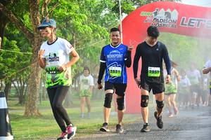 BIB: 2551, 2552
                            <button type="button" onclick="openModal(3750772)" class="btn btn-primary btn-sm float-right btn-popup" data-toggle="modal" data-target=".modal-high-quality">
                        <i class="fas fa-shopping-cart"></i> Add to Cart
                    </button>
                                            <button type="button" onclick="isThisMe(3750772, true)" class="btn btn-success btn-sm float-right btn-popup btn-isme hidden" data-toggle="tooltip" data-placement="bottom" title="นี่คือรูปของคุณใช่ไหม คลิกที่นี่เพื่อเอาเข้าอัลบั้ม">
                        <i class="fas fa-plus"></i> Add to album
                    </button>
                    <button type="button" onclick="isThisMe(3750772, false)" class="btn btn-warning btn-sm float-right btn-popup btn-isnotme hidden">
                        <i class="fas fa-ban"></i> Remove from album
                    </button>