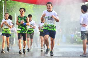 BIB: 2290
                            <button type="button" onclick="openModal(3729336)" class="btn btn-primary btn-sm float-right btn-popup" data-toggle="modal" data-target=".modal-high-quality">
                        <i class="fas fa-shopping-cart"></i> Add to Cart
                    </button>
                                            <button type="button" onclick="isThisMe(3729336, true)" class="btn btn-success btn-sm float-right btn-popup btn-isme hidden" data-toggle="tooltip" data-placement="bottom" title="นี่คือรูปของคุณใช่ไหม คลิกที่นี่เพื่อเอาเข้าอัลบั้ม">
                        <i class="fas fa-plus"></i> Add to album
                    </button>
                    <button type="button" onclick="isThisMe(3729336, false)" class="btn btn-warning btn-sm float-right btn-popup btn-isnotme hidden">
                        <i class="fas fa-ban"></i> Remove from album
                    </button>