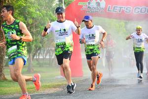 BIB: 495, 2154
                            <button type="button" onclick="openModal(3705652)" class="btn btn-primary btn-sm float-right btn-popup" data-toggle="modal" data-target=".modal-high-quality">
                        <i class="fas fa-shopping-cart"></i> Add to Cart
                    </button>
                                            <button type="button" onclick="isThisMe(3705652, true)" class="btn btn-success btn-sm float-right btn-popup btn-isme hidden" data-toggle="tooltip" data-placement="bottom" title="นี่คือรูปของคุณใช่ไหม คลิกที่นี่เพื่อเอาเข้าอัลบั้ม">
                        <i class="fas fa-plus"></i> Add to album
                    </button>
                    <button type="button" onclick="isThisMe(3705652, false)" class="btn btn-warning btn-sm float-right btn-popup btn-isnotme hidden">
                        <i class="fas fa-ban"></i> Remove from album
                    </button>