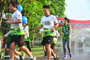 BIB: 1806
                            <button type="button" onclick="openModal(3769001)" class="btn btn-primary btn-sm float-right btn-popup" data-toggle="modal" data-target=".modal-high-quality">
                        <i class="fas fa-shopping-cart"></i> Add to Cart
                    </button>
                                            <button type="button" onclick="isThisMe(3769001, true)" class="btn btn-success btn-sm float-right btn-popup btn-isme hidden" data-toggle="tooltip" data-placement="bottom" title="นี่คือรูปของคุณใช่ไหม คลิกที่นี่เพื่อเอาเข้าอัลบั้ม">
                        <i class="fas fa-plus"></i> Add to album
                    </button>
                    <button type="button" onclick="isThisMe(3769001, false)" class="btn btn-warning btn-sm float-right btn-popup btn-isnotme hidden">
                        <i class="fas fa-ban"></i> Remove from album
                    </button>