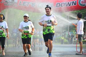 BIB: 1730, 392
                            <button type="button" onclick="openModal(3750070)" class="btn btn-primary btn-sm float-right btn-popup" data-toggle="modal" data-target=".modal-high-quality">
                        <i class="fas fa-shopping-cart"></i> Add to Cart
                    </button>
                                            <button type="button" onclick="isThisMe(3750070, true)" class="btn btn-success btn-sm float-right btn-popup btn-isme hidden" data-toggle="tooltip" data-placement="bottom" title="นี่คือรูปของคุณใช่ไหม คลิกที่นี่เพื่อเอาเข้าอัลบั้ม">
                        <i class="fas fa-plus"></i> Add to album
                    </button>
                    <button type="button" onclick="isThisMe(3750070, false)" class="btn btn-warning btn-sm float-right btn-popup btn-isnotme hidden">
                        <i class="fas fa-ban"></i> Remove from album
                    </button>