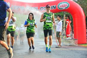 BIB: 2420
                            <button type="button" onclick="openModal(3749856)" class="btn btn-primary btn-sm float-right btn-popup" data-toggle="modal" data-target=".modal-high-quality">
                        <i class="fas fa-shopping-cart"></i> Add to Cart
                    </button>
                                            <button type="button" onclick="isThisMe(3749856, true)" class="btn btn-success btn-sm float-right btn-popup btn-isme hidden" data-toggle="tooltip" data-placement="bottom" title="นี่คือรูปของคุณใช่ไหม คลิกที่นี่เพื่อเอาเข้าอัลบั้ม">
                        <i class="fas fa-plus"></i> Add to album
                    </button>
                    <button type="button" onclick="isThisMe(3749856, false)" class="btn btn-warning btn-sm float-right btn-popup btn-isnotme hidden">
                        <i class="fas fa-ban"></i> Remove from album
                    </button>