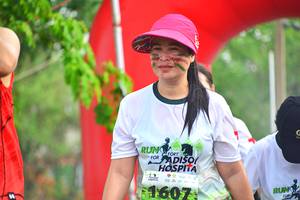 BIB: 1607, 
                            <button type="button" onclick="openModal(3719895)" class="btn btn-primary btn-sm float-right btn-popup" data-toggle="modal" data-target=".modal-high-quality">
                        <i class="fas fa-shopping-cart"></i> Add to Cart
                    </button>
                                            <button type="button" onclick="isThisMe(3719895, true)" class="btn btn-success btn-sm float-right btn-popup btn-isme hidden" data-toggle="tooltip" data-placement="bottom" title="นี่คือรูปของคุณใช่ไหม คลิกที่นี่เพื่อเอาเข้าอัลบั้ม">
                        <i class="fas fa-plus"></i> Add to album
                    </button>
                    <button type="button" onclick="isThisMe(3719895, false)" class="btn btn-warning btn-sm float-right btn-popup btn-isnotme hidden">
                        <i class="fas fa-ban"></i> Remove from album
                    </button>