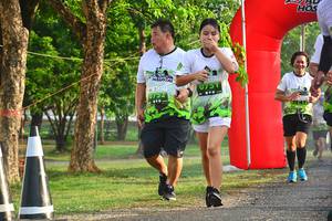 BIB: 975
                            <button type="button" onclick="openModal(3768004)" class="btn btn-primary btn-sm float-right btn-popup" data-toggle="modal" data-target=".modal-high-quality">
                        <i class="fas fa-shopping-cart"></i> Add to Cart
                    </button>
                                            <button type="button" onclick="isThisMe(3768004, true)" class="btn btn-success btn-sm float-right btn-popup btn-isme hidden" data-toggle="tooltip" data-placement="bottom" title="นี่คือรูปของคุณใช่ไหม คลิกที่นี่เพื่อเอาเข้าอัลบั้ม">
                        <i class="fas fa-plus"></i> Add to album
                    </button>
                    <button type="button" onclick="isThisMe(3768004, false)" class="btn btn-warning btn-sm float-right btn-popup btn-isnotme hidden">
                        <i class="fas fa-ban"></i> Remove from album
                    </button>