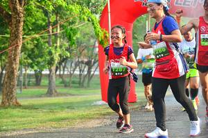 BIB: 1286, 1287
                            <button type="button" onclick="openModal(3752338)" class="btn btn-primary btn-sm float-right btn-popup" data-toggle="modal" data-target=".modal-high-quality">
                        <i class="fas fa-shopping-cart"></i> Add to Cart
                    </button>
                                            <button type="button" onclick="isThisMe(3752338, true)" class="btn btn-success btn-sm float-right btn-popup btn-isme hidden" data-toggle="tooltip" data-placement="bottom" title="นี่คือรูปของคุณใช่ไหม คลิกที่นี่เพื่อเอาเข้าอัลบั้ม">
                        <i class="fas fa-plus"></i> Add to album
                    </button>
                    <button type="button" onclick="isThisMe(3752338, false)" class="btn btn-warning btn-sm float-right btn-popup btn-isnotme hidden">
                        <i class="fas fa-ban"></i> Remove from album
                    </button>