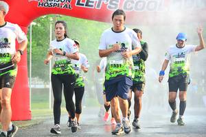 BIB: 862, 2225, 1531
                            <button type="button" onclick="openModal(3729565)" class="btn btn-primary btn-sm float-right btn-popup" data-toggle="modal" data-target=".modal-high-quality">
                        <i class="fas fa-shopping-cart"></i> Add to Cart
                    </button>
                                            <button type="button" onclick="isThisMe(3729565, true)" class="btn btn-success btn-sm float-right btn-popup btn-isme hidden" data-toggle="tooltip" data-placement="bottom" title="นี่คือรูปของคุณใช่ไหม คลิกที่นี่เพื่อเอาเข้าอัลบั้ม">
                        <i class="fas fa-plus"></i> Add to album
                    </button>
                    <button type="button" onclick="isThisMe(3729565, false)" class="btn btn-warning btn-sm float-right btn-popup btn-isnotme hidden">
                        <i class="fas fa-ban"></i> Remove from album
                    </button>