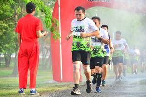 BIB: 2031
                            <button type="button" onclick="openModal(3730579)" class="btn btn-primary btn-sm float-right btn-popup" data-toggle="modal" data-target=".modal-high-quality">
                        <i class="fas fa-shopping-cart"></i> Add to Cart
                    </button>
                                            <button type="button" onclick="isThisMe(3730579, true)" class="btn btn-success btn-sm float-right btn-popup btn-isme hidden" data-toggle="tooltip" data-placement="bottom" title="นี่คือรูปของคุณใช่ไหม คลิกที่นี่เพื่อเอาเข้าอัลบั้ม">
                        <i class="fas fa-plus"></i> Add to album
                    </button>
                    <button type="button" onclick="isThisMe(3730579, false)" class="btn btn-warning btn-sm float-right btn-popup btn-isnotme hidden">
                        <i class="fas fa-ban"></i> Remove from album
                    </button>