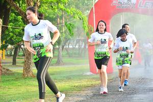 BIB: 2874, 446
                            <button type="button" onclick="openModal(3745642)" class="btn btn-primary btn-sm float-right btn-popup" data-toggle="modal" data-target=".modal-high-quality">
                        <i class="fas fa-shopping-cart"></i> Add to Cart
                    </button>
                                            <button type="button" onclick="isThisMe(3745642, true)" class="btn btn-success btn-sm float-right btn-popup btn-isme hidden" data-toggle="tooltip" data-placement="bottom" title="นี่คือรูปของคุณใช่ไหม คลิกที่นี่เพื่อเอาเข้าอัลบั้ม">
                        <i class="fas fa-plus"></i> Add to album
                    </button>
                    <button type="button" onclick="isThisMe(3745642, false)" class="btn btn-warning btn-sm float-right btn-popup btn-isnotme hidden">
                        <i class="fas fa-ban"></i> Remove from album
                    </button>