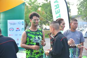 BIB: 2764
                            <button type="button" onclick="openModal(3732309)" class="btn btn-primary btn-sm float-right btn-popup" data-toggle="modal" data-target=".modal-high-quality">
                        <i class="fas fa-shopping-cart"></i> Add to Cart
                    </button>
                                            <button type="button" onclick="isThisMe(3732309, true)" class="btn btn-success btn-sm float-right btn-popup btn-isme hidden" data-toggle="tooltip" data-placement="bottom" title="นี่คือรูปของคุณใช่ไหม คลิกที่นี่เพื่อเอาเข้าอัลบั้ม">
                        <i class="fas fa-plus"></i> Add to album
                    </button>
                    <button type="button" onclick="isThisMe(3732309, false)" class="btn btn-warning btn-sm float-right btn-popup btn-isnotme hidden">
                        <i class="fas fa-ban"></i> Remove from album
                    </button>