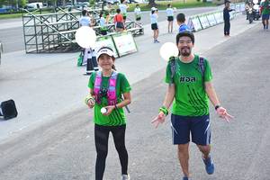 BIB: 9999
                            <button type="button" onclick="openModal(3732547)" class="btn btn-primary btn-sm float-right btn-popup" data-toggle="modal" data-target=".modal-high-quality">
                        <i class="fas fa-shopping-cart"></i> Add to Cart
                    </button>
                                            <button type="button" onclick="isThisMe(3732547, true)" class="btn btn-success btn-sm float-right btn-popup btn-isme hidden" data-toggle="tooltip" data-placement="bottom" title="นี่คือรูปของคุณใช่ไหม คลิกที่นี่เพื่อเอาเข้าอัลบั้ม">
                        <i class="fas fa-plus"></i> Add to album
                    </button>
                    <button type="button" onclick="isThisMe(3732547, false)" class="btn btn-warning btn-sm float-right btn-popup btn-isnotme hidden">
                        <i class="fas fa-ban"></i> Remove from album
                    </button>