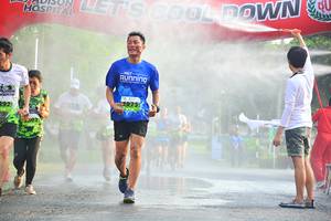 BIB: 925, 192, 102
                            <button type="button" onclick="openModal(3717344)" class="btn btn-primary btn-sm float-right btn-popup" data-toggle="modal" data-target=".modal-high-quality">
                        <i class="fas fa-shopping-cart"></i> Add to Cart
                    </button>
                                            <button type="button" onclick="isThisMe(3717344, true)" class="btn btn-success btn-sm float-right btn-popup btn-isme hidden" data-toggle="tooltip" data-placement="bottom" title="นี่คือรูปของคุณใช่ไหม คลิกที่นี่เพื่อเอาเข้าอัลบั้ม">
                        <i class="fas fa-plus"></i> Add to album
                    </button>
                    <button type="button" onclick="isThisMe(3717344, false)" class="btn btn-warning btn-sm float-right btn-popup btn-isnotme hidden">
                        <i class="fas fa-ban"></i> Remove from album
                    </button>