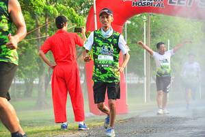 BIB: 2878
                            <button type="button" onclick="openModal(3729924)" class="btn btn-primary btn-sm float-right btn-popup" data-toggle="modal" data-target=".modal-high-quality">
                        <i class="fas fa-shopping-cart"></i> Add to Cart
                    </button>
                                            <button type="button" onclick="isThisMe(3729924, true)" class="btn btn-success btn-sm float-right btn-popup btn-isme hidden" data-toggle="tooltip" data-placement="bottom" title="นี่คือรูปของคุณใช่ไหม คลิกที่นี่เพื่อเอาเข้าอัลบั้ม">
                        <i class="fas fa-plus"></i> Add to album
                    </button>
                    <button type="button" onclick="isThisMe(3729924, false)" class="btn btn-warning btn-sm float-right btn-popup btn-isnotme hidden">
                        <i class="fas fa-ban"></i> Remove from album
                    </button>