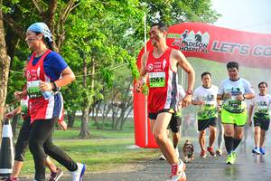 BIB: 1144, 261
                            <button type="button" onclick="openModal(3752321)" class="btn btn-primary btn-sm float-right btn-popup" data-toggle="modal" data-target=".modal-high-quality">
                        <i class="fas fa-shopping-cart"></i> Add to Cart
                    </button>
                                            <button type="button" onclick="isThisMe(3752321, true)" class="btn btn-success btn-sm float-right btn-popup btn-isme hidden" data-toggle="tooltip" data-placement="bottom" title="นี่คือรูปของคุณใช่ไหม คลิกที่นี่เพื่อเอาเข้าอัลบั้ม">
                        <i class="fas fa-plus"></i> Add to album
                    </button>
                    <button type="button" onclick="isThisMe(3752321, false)" class="btn btn-warning btn-sm float-right btn-popup btn-isnotme hidden">
                        <i class="fas fa-ban"></i> Remove from album
                    </button>