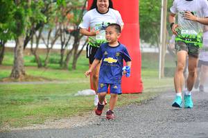 BIB: 
                            <button type="button" onclick="openModal(3721710)" class="btn btn-primary btn-sm float-right btn-popup" data-toggle="modal" data-target=".modal-high-quality">
                        <i class="fas fa-shopping-cart"></i> Add to Cart
                    </button>
                                            <button type="button" onclick="isThisMe(3721710, true)" class="btn btn-success btn-sm float-right btn-popup btn-isme hidden" data-toggle="tooltip" data-placement="bottom" title="นี่คือรูปของคุณใช่ไหม คลิกที่นี่เพื่อเอาเข้าอัลบั้ม">
                        <i class="fas fa-plus"></i> Add to album
                    </button>
                    <button type="button" onclick="isThisMe(3721710, false)" class="btn btn-warning btn-sm float-right btn-popup btn-isnotme hidden">
                        <i class="fas fa-ban"></i> Remove from album
                    </button>