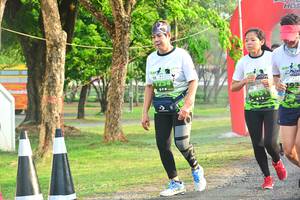 BIB: 1254
                            <button type="button" onclick="openModal(3754486)" class="btn btn-primary btn-sm float-right btn-popup" data-toggle="modal" data-target=".modal-high-quality">
                        <i class="fas fa-shopping-cart"></i> Add to Cart
                    </button>
                                            <button type="button" onclick="isThisMe(3754486, true)" class="btn btn-success btn-sm float-right btn-popup btn-isme hidden" data-toggle="tooltip" data-placement="bottom" title="นี่คือรูปของคุณใช่ไหม คลิกที่นี่เพื่อเอาเข้าอัลบั้ม">
                        <i class="fas fa-plus"></i> Add to album
                    </button>
                    <button type="button" onclick="isThisMe(3754486, false)" class="btn btn-warning btn-sm float-right btn-popup btn-isnotme hidden">
                        <i class="fas fa-ban"></i> Remove from album
                    </button>