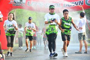 BIB: 1315
                            <button type="button" onclick="openModal(3754464)" class="btn btn-primary btn-sm float-right btn-popup" data-toggle="modal" data-target=".modal-high-quality">
                        <i class="fas fa-shopping-cart"></i> Add to Cart
                    </button>
                                            <button type="button" onclick="isThisMe(3754464, true)" class="btn btn-success btn-sm float-right btn-popup btn-isme hidden" data-toggle="tooltip" data-placement="bottom" title="นี่คือรูปของคุณใช่ไหม คลิกที่นี่เพื่อเอาเข้าอัลบั้ม">
                        <i class="fas fa-plus"></i> Add to album
                    </button>
                    <button type="button" onclick="isThisMe(3754464, false)" class="btn btn-warning btn-sm float-right btn-popup btn-isnotme hidden">
                        <i class="fas fa-ban"></i> Remove from album
                    </button>