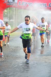 BIB: 1519
                            <button type="button" onclick="openModal(3733316)" class="btn btn-primary btn-sm float-right btn-popup" data-toggle="modal" data-target=".modal-high-quality">
                        <i class="fas fa-shopping-cart"></i> Add to Cart
                    </button>
                                            <button type="button" onclick="isThisMe(3733316, true)" class="btn btn-success btn-sm float-right btn-popup btn-isme hidden" data-toggle="tooltip" data-placement="bottom" title="นี่คือรูปของคุณใช่ไหม คลิกที่นี่เพื่อเอาเข้าอัลบั้ม">
                        <i class="fas fa-plus"></i> Add to album
                    </button>
                    <button type="button" onclick="isThisMe(3733316, false)" class="btn btn-warning btn-sm float-right btn-popup btn-isnotme hidden">
                        <i class="fas fa-ban"></i> Remove from album
                    </button>