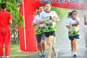 BIB: 1257
                            <button type="button" onclick="openModal(3723563)" class="btn btn-primary btn-sm float-right btn-popup" data-toggle="modal" data-target=".modal-high-quality">
                        <i class="fas fa-shopping-cart"></i> Add to Cart
                    </button>
                                            <button type="button" onclick="isThisMe(3723563, true)" class="btn btn-success btn-sm float-right btn-popup btn-isme hidden" data-toggle="tooltip" data-placement="bottom" title="นี่คือรูปของคุณใช่ไหม คลิกที่นี่เพื่อเอาเข้าอัลบั้ม">
                        <i class="fas fa-plus"></i> Add to album
                    </button>
                    <button type="button" onclick="isThisMe(3723563, false)" class="btn btn-warning btn-sm float-right btn-popup btn-isnotme hidden">
                        <i class="fas fa-ban"></i> Remove from album
                    </button>