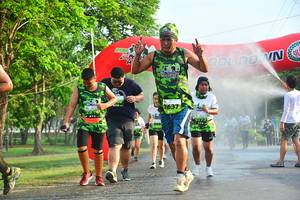 BIB: 2637
                            <button type="button" onclick="openModal(3756500)" class="btn btn-primary btn-sm float-right btn-popup" data-toggle="modal" data-target=".modal-high-quality">
                        <i class="fas fa-shopping-cart"></i> Add to Cart
                    </button>
                                            <button type="button" onclick="isThisMe(3756500, true)" class="btn btn-success btn-sm float-right btn-popup btn-isme hidden" data-toggle="tooltip" data-placement="bottom" title="นี่คือรูปของคุณใช่ไหม คลิกที่นี่เพื่อเอาเข้าอัลบั้ม">
                        <i class="fas fa-plus"></i> Add to album
                    </button>
                    <button type="button" onclick="isThisMe(3756500, false)" class="btn btn-warning btn-sm float-right btn-popup btn-isnotme hidden">
                        <i class="fas fa-ban"></i> Remove from album
                    </button>