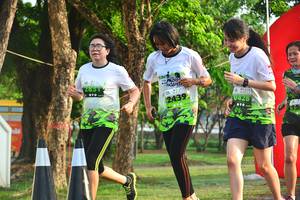 BIB: 2439
                            <button type="button" onclick="openModal(3766470)" class="btn btn-primary btn-sm float-right btn-popup" data-toggle="modal" data-target=".modal-high-quality">
                        <i class="fas fa-shopping-cart"></i> Add to Cart
                    </button>
                                            <button type="button" onclick="isThisMe(3766470, true)" class="btn btn-success btn-sm float-right btn-popup btn-isme hidden" data-toggle="tooltip" data-placement="bottom" title="นี่คือรูปของคุณใช่ไหม คลิกที่นี่เพื่อเอาเข้าอัลบั้ม">
                        <i class="fas fa-plus"></i> Add to album
                    </button>
                    <button type="button" onclick="isThisMe(3766470, false)" class="btn btn-warning btn-sm float-right btn-popup btn-isnotme hidden">
                        <i class="fas fa-ban"></i> Remove from album
                    </button>