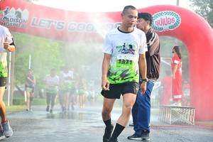 BIB: 1371
                            <button type="button" onclick="openModal(3733012)" class="btn btn-primary btn-sm float-right btn-popup" data-toggle="modal" data-target=".modal-high-quality">
                        <i class="fas fa-shopping-cart"></i> Add to Cart
                    </button>
                                            <button type="button" onclick="isThisMe(3733012, true)" class="btn btn-success btn-sm float-right btn-popup btn-isme hidden" data-toggle="tooltip" data-placement="bottom" title="นี่คือรูปของคุณใช่ไหม คลิกที่นี่เพื่อเอาเข้าอัลบั้ม">
                        <i class="fas fa-plus"></i> Add to album
                    </button>
                    <button type="button" onclick="isThisMe(3733012, false)" class="btn btn-warning btn-sm float-right btn-popup btn-isnotme hidden">
                        <i class="fas fa-ban"></i> Remove from album
                    </button>